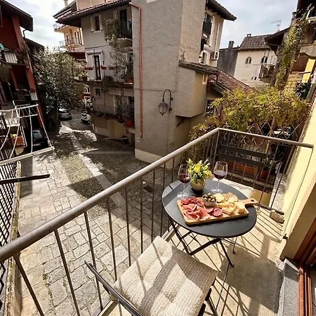 Апартаменты Casa Renoir A Due Passi Dal Вербания